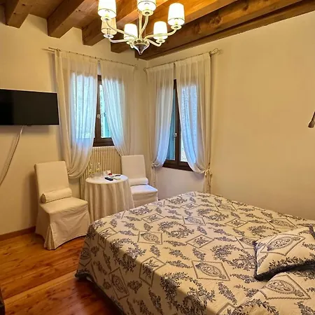 Ca' Hemingway 3* 바사노델그라파