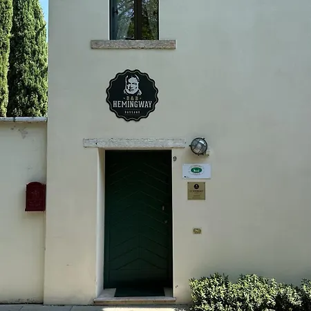 Ca' Hemingway 아파트호텔 3*