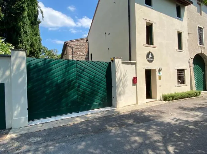 Ca' Hemingway Lejlighedshotel Bassano del Grappa