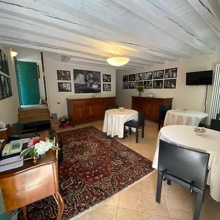 Ca' Hemingway 3* Бассано-дель-Граппа