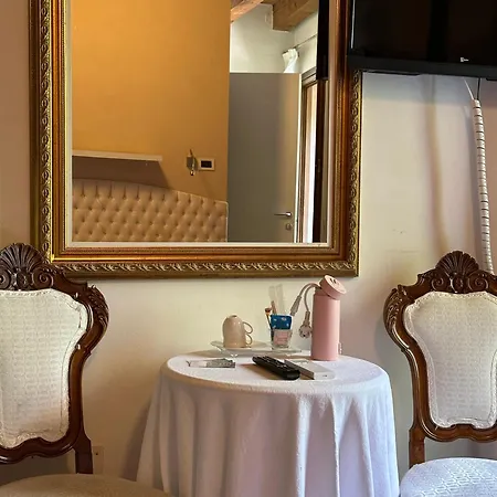 アパートホテル Ca' Hemingway 3*